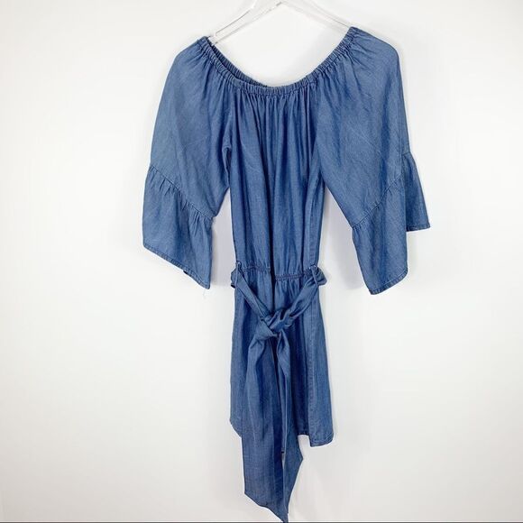 RD Style‎ Chambray Off-the-Shoulder Romper w/Wide Belt and Peplum Sleeves - Picture 2 of 12